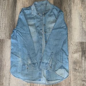 Aerie over sized button